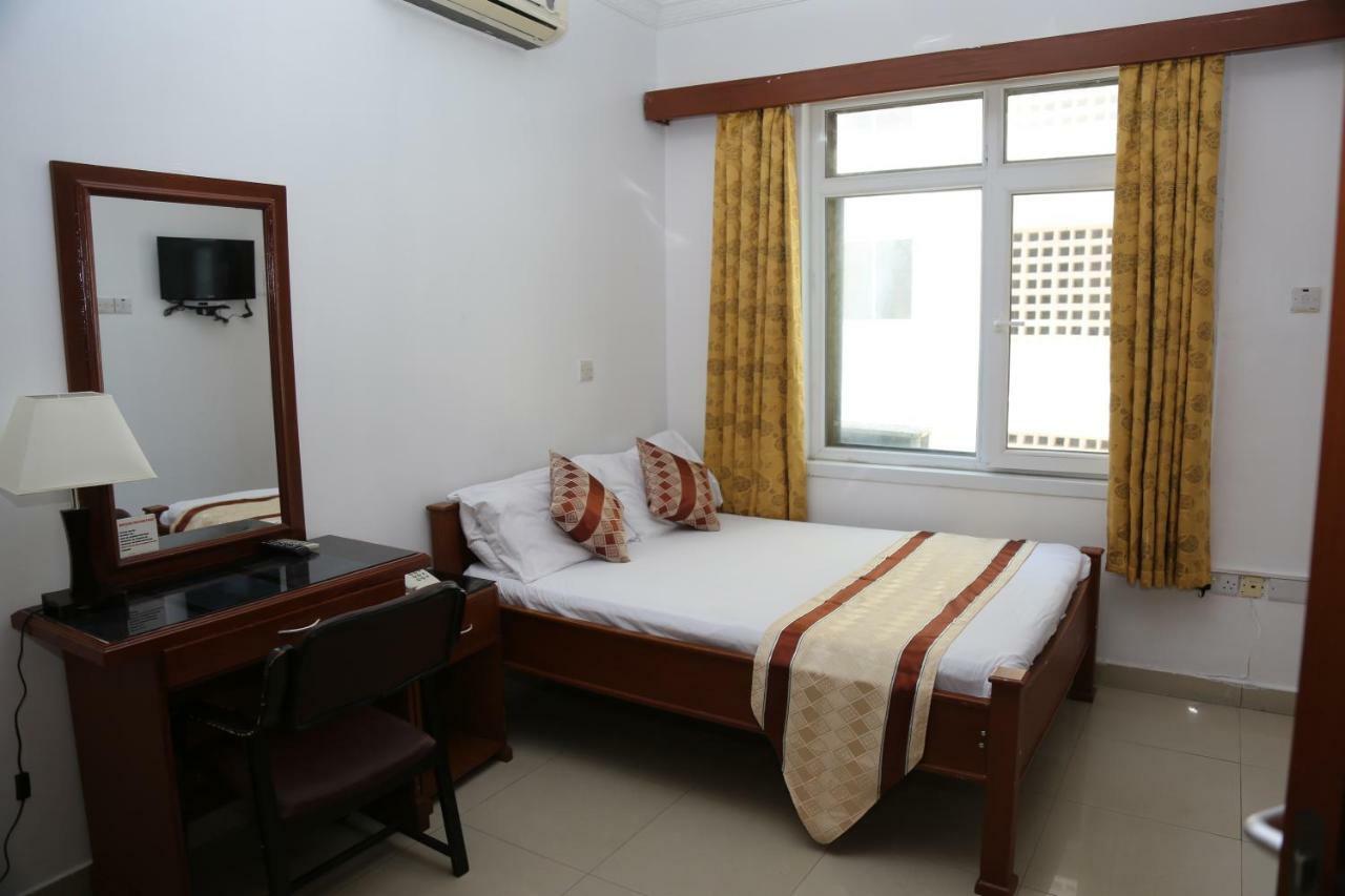 Rainbow Hotel Dar es Salaam Bagian luar foto